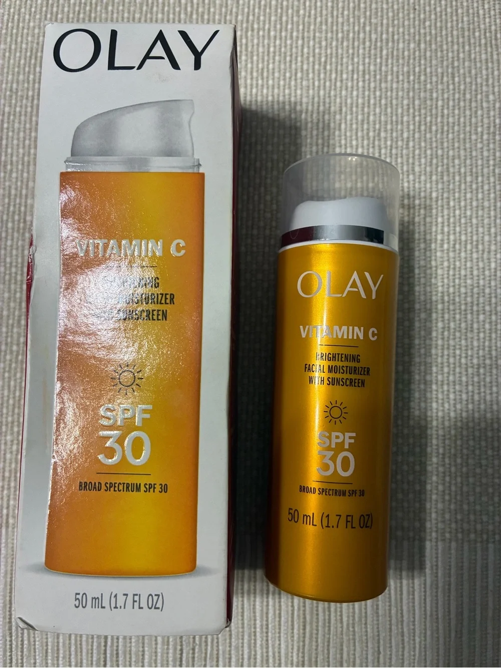 Olay Vitamin C Brightening Facial Moisturizer with Sunscreen SPF 30
